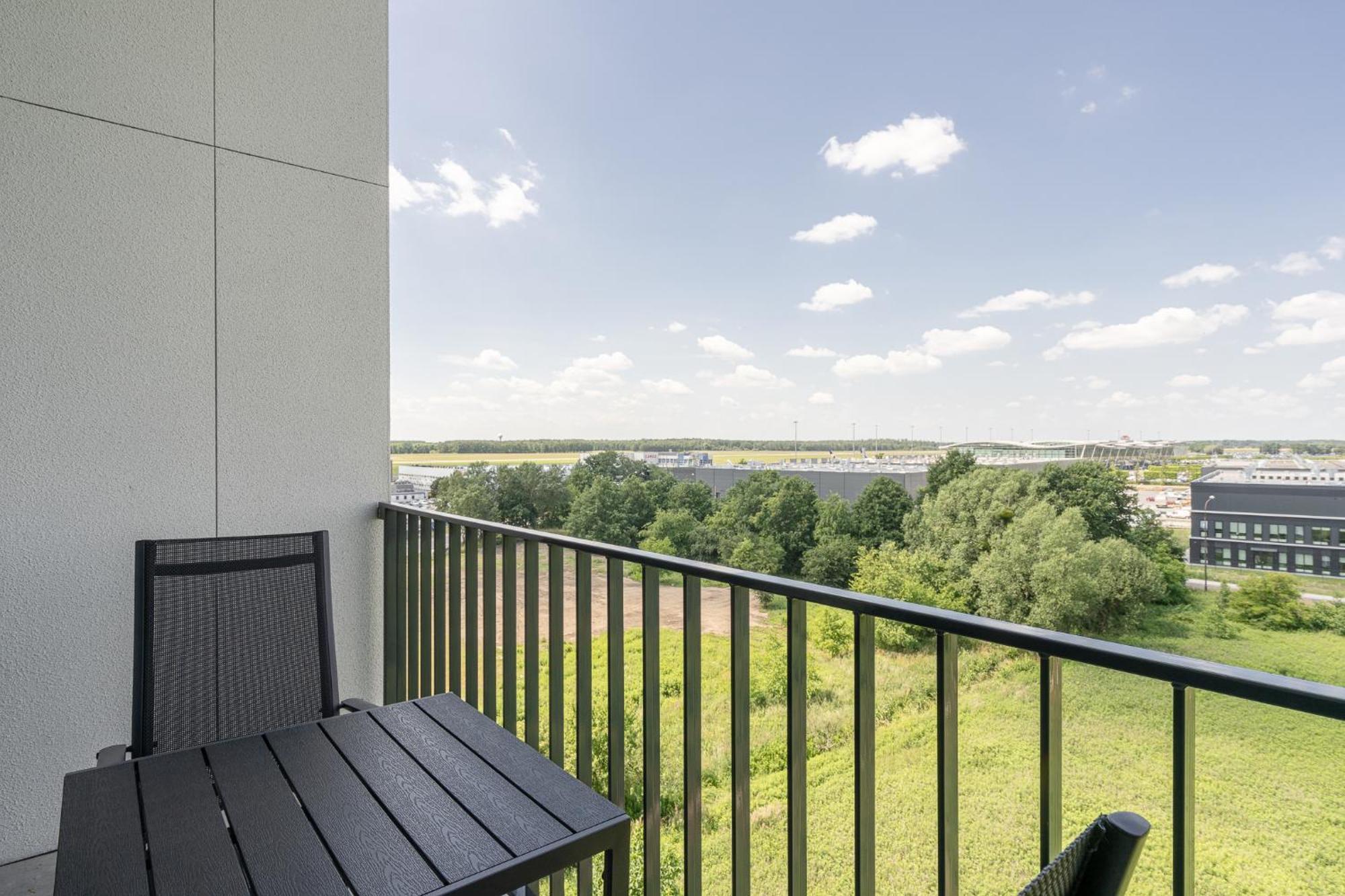 Rentplanet - Zarembowicza Ii Apartment Breslau